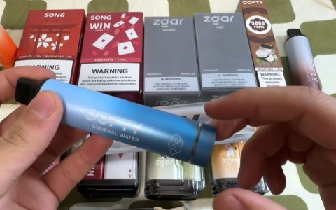 飞雾电子烟矿泉水口味好抽吗？测评来了