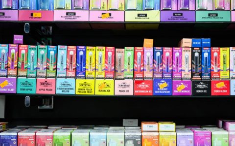 欧美电子烟线下店，正在成为香饽饽